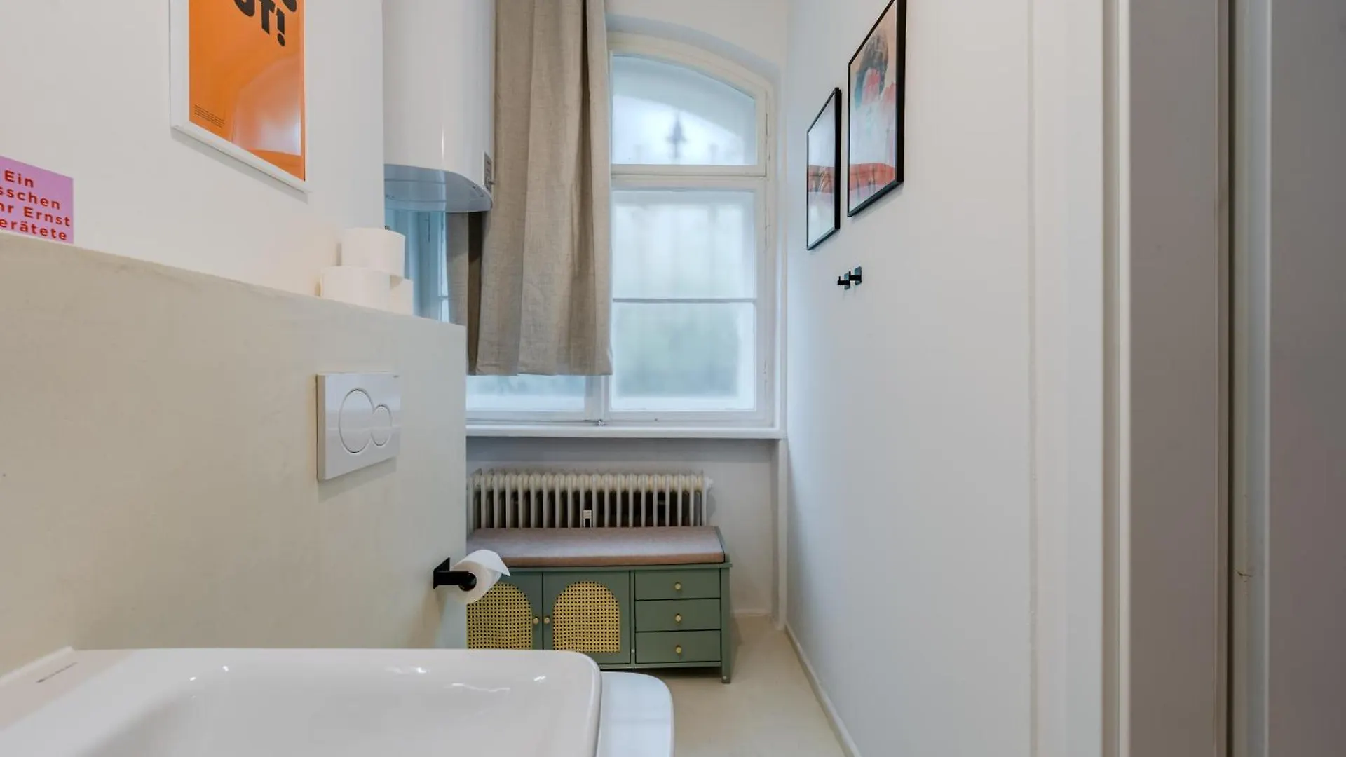 Vibrant Micro-Apartment - Cozy, Central & Self Checkin Berlin