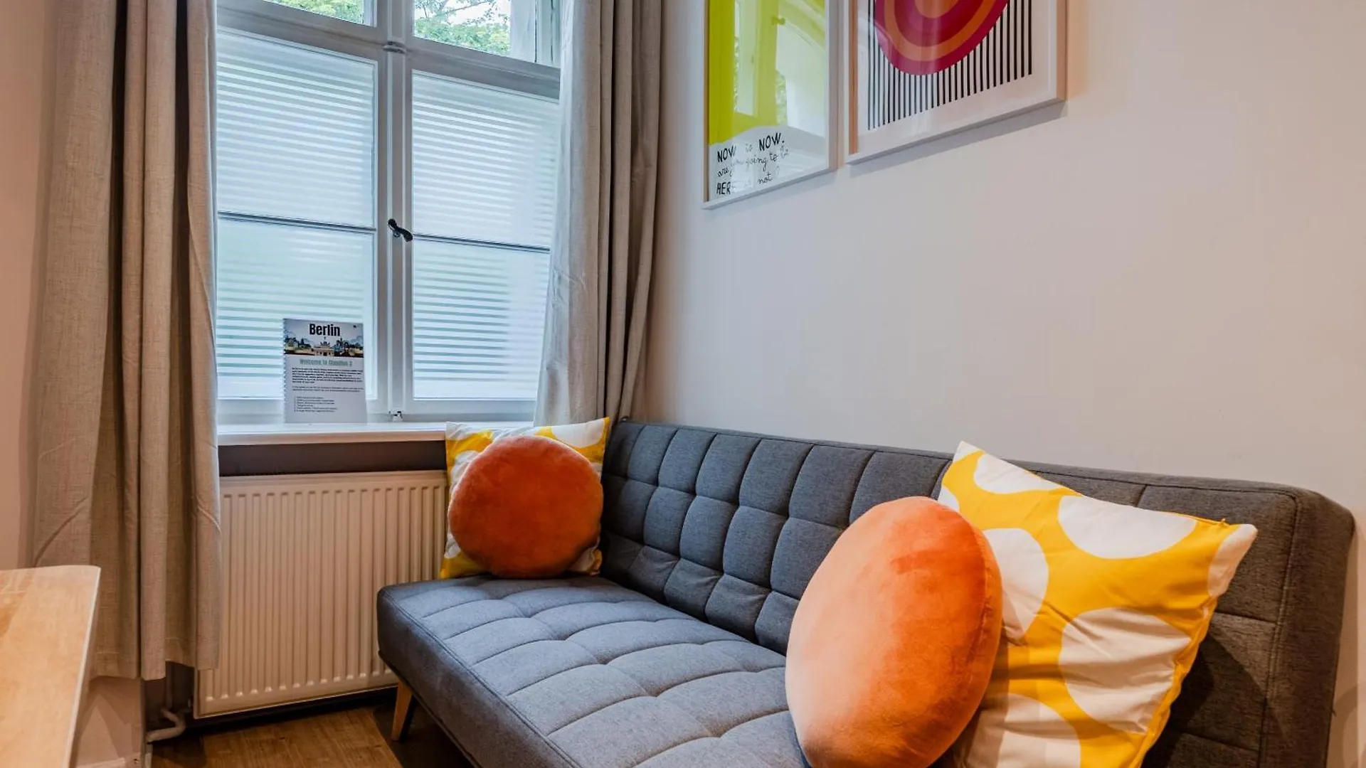 Lägenhet Vibrant Micro-Apartment - Cozy, Central & Self Checkin Berlin